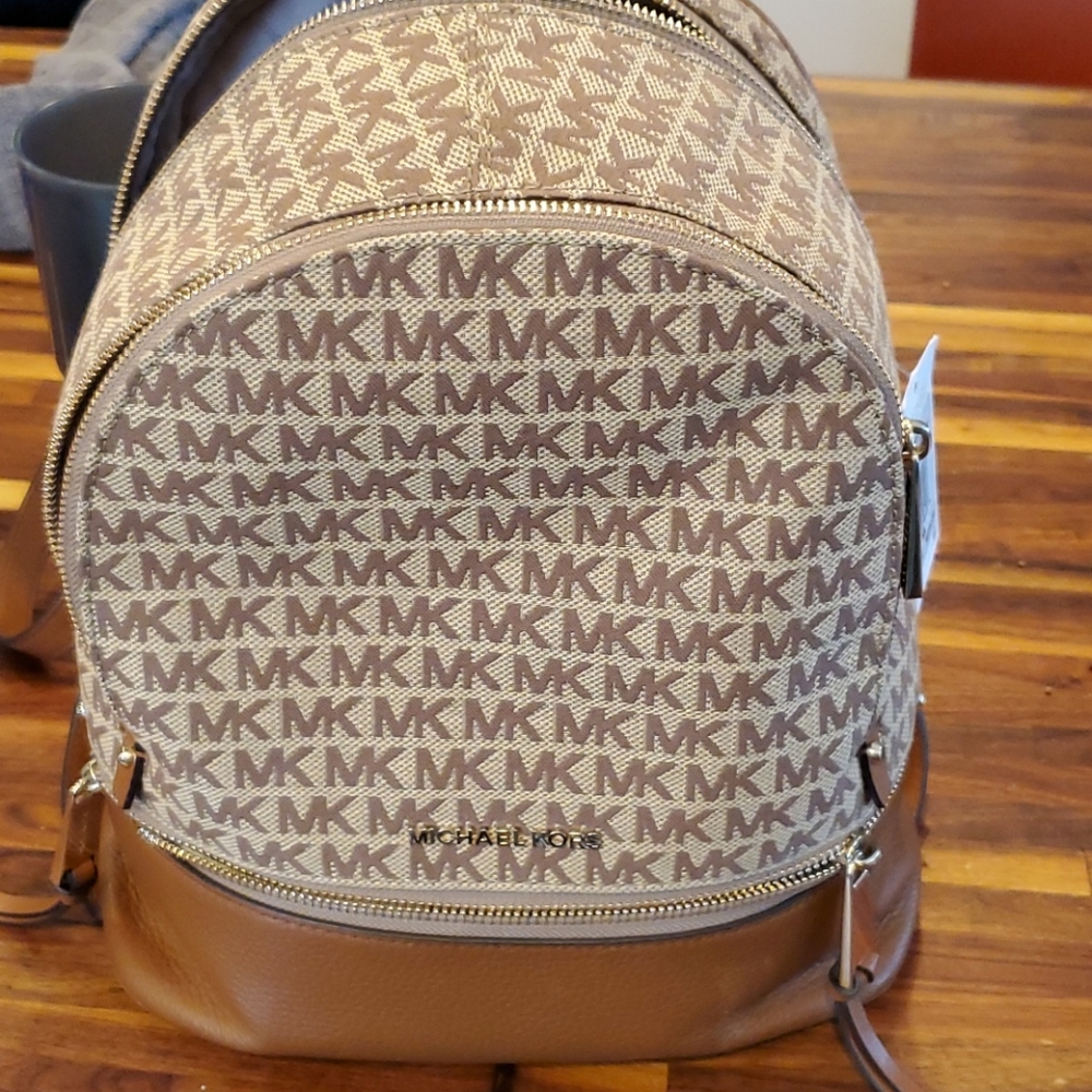 MICHAEL Michael Kors Back pack